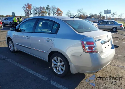 2010 Nissan Sentra 2.0Sl z USA, uszkodzony, nr VIN 3N1AB6AP5AL657980